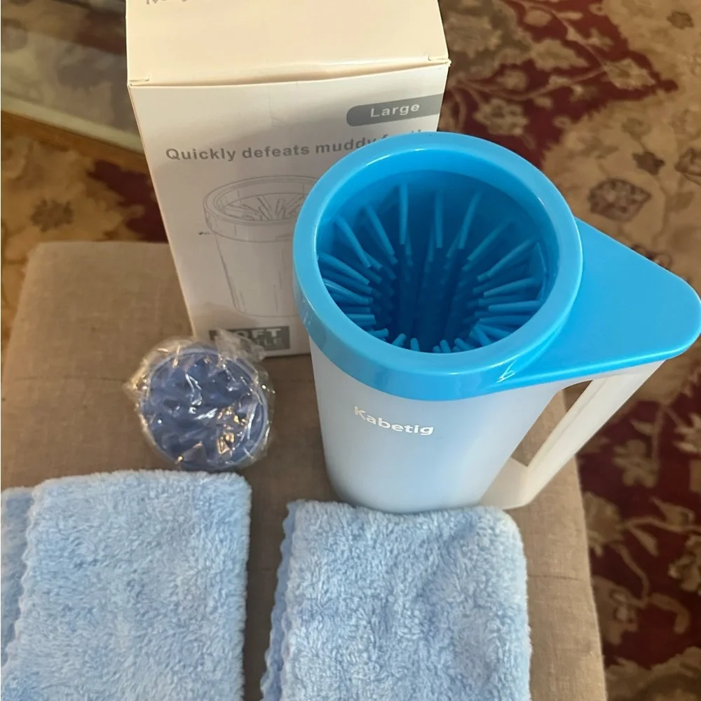 Dog Paw Cleaner Cup - Gray